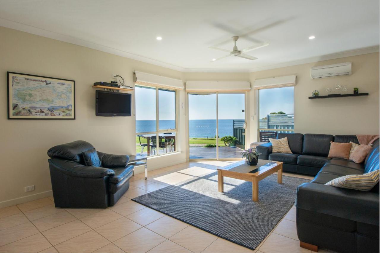 Searenity Holiday Accommodation Emu Bay ภายนอก รูปภาพ