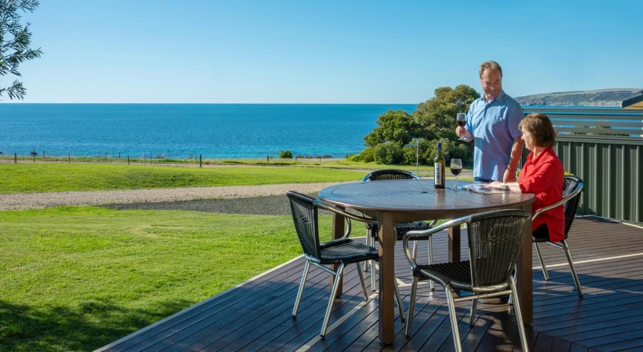 Searenity Holiday Accommodation Emu Bay ภายนอก รูปภาพ