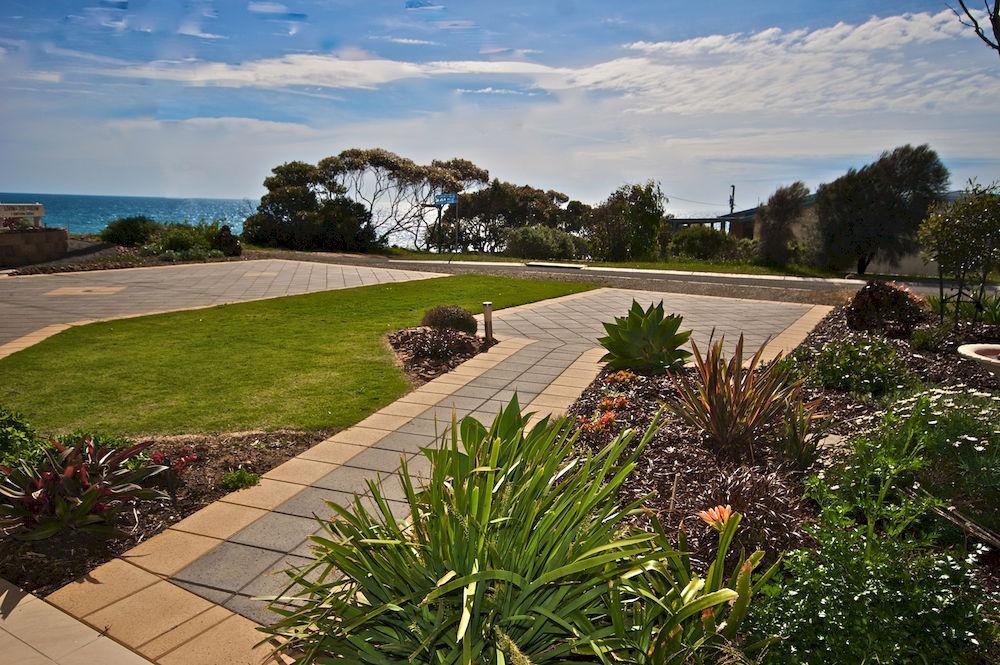 Searenity Holiday Accommodation Emu Bay ภายนอก รูปภาพ