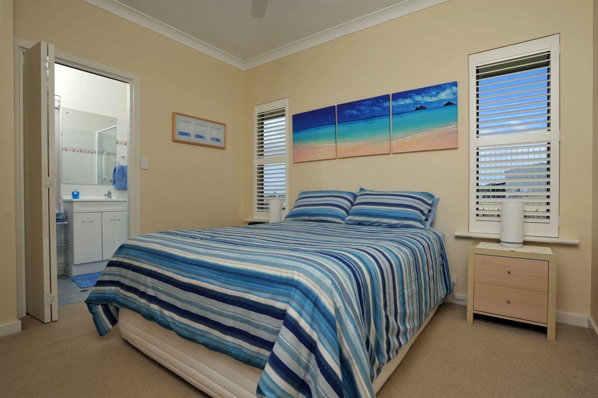 Searenity Holiday Accommodation Emu Bay ภายนอก รูปภาพ