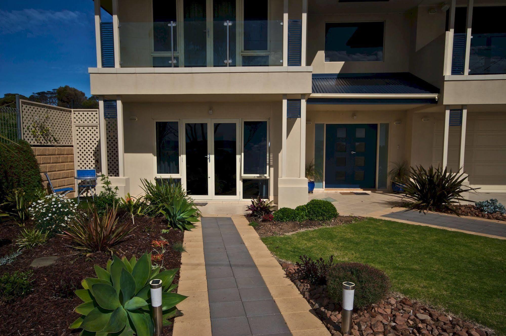 Searenity Holiday Accommodation Emu Bay ภายนอก รูปภาพ